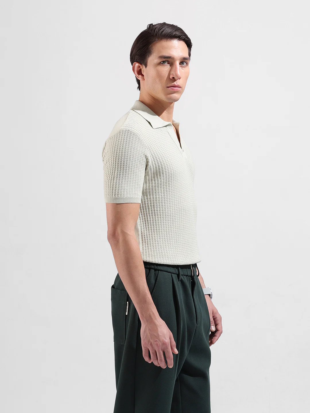 Men's Green Slim Fit Solid Flat Knit Polo Polo T-Shirt - Image 5