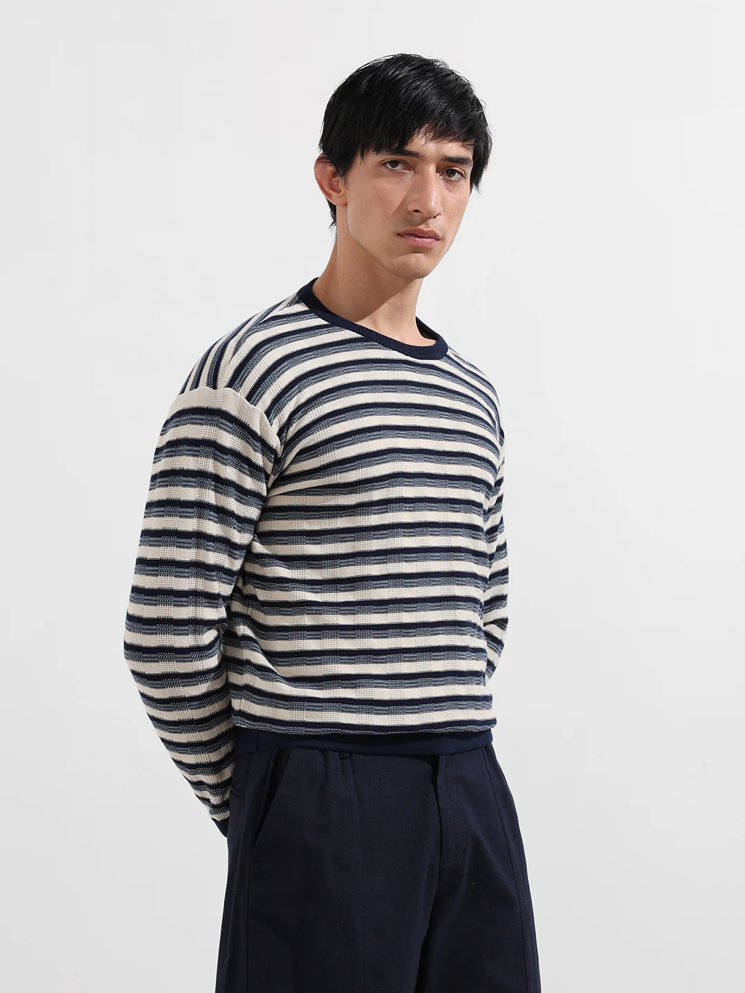 Men's Navy Blue Oversized Fit Striped Flat Knit T-Shirt - Image 4