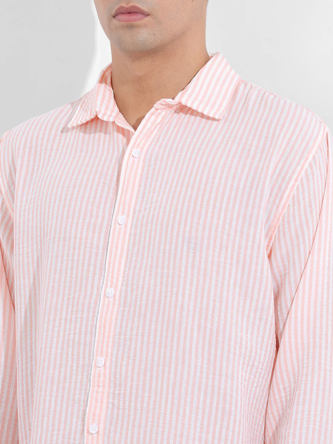 Men's Pink Relaxed Fit Striped Casual Shirt - Image 3