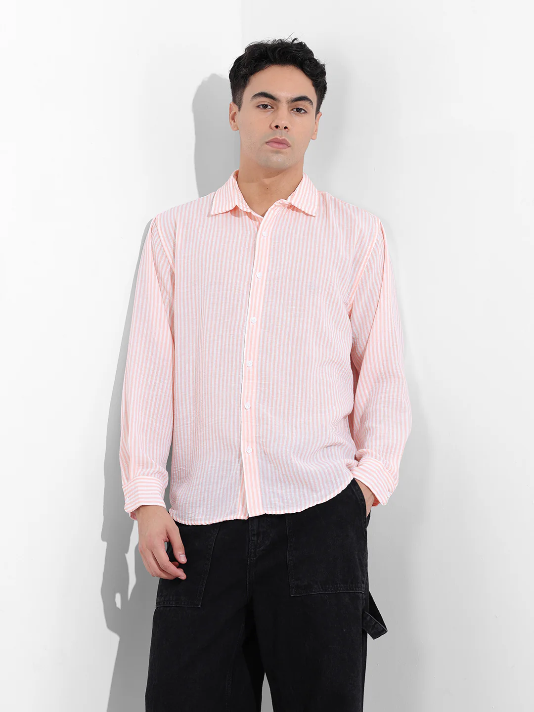 Men's Pink Relaxed Fit Striped Casual Shirt - Image 8