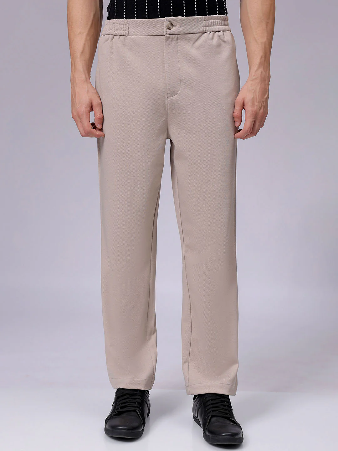 Men's Light Beige Regular Fit Solid Casual Chinos