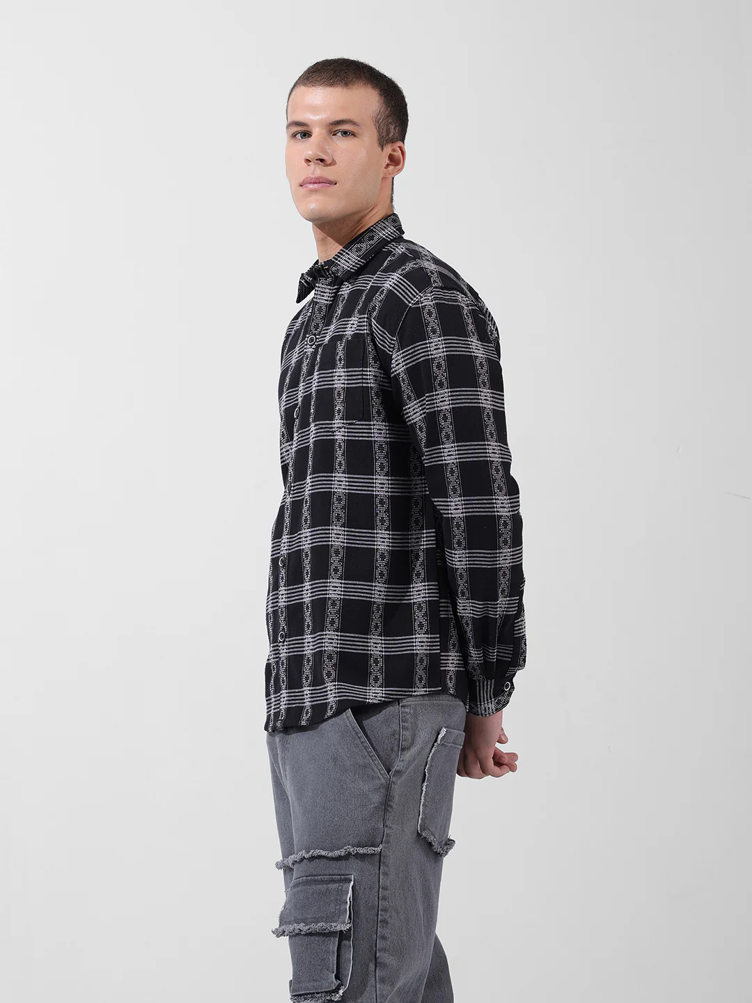 Men's Black Relaxed Fit Checked Casual Shirt - Image 5