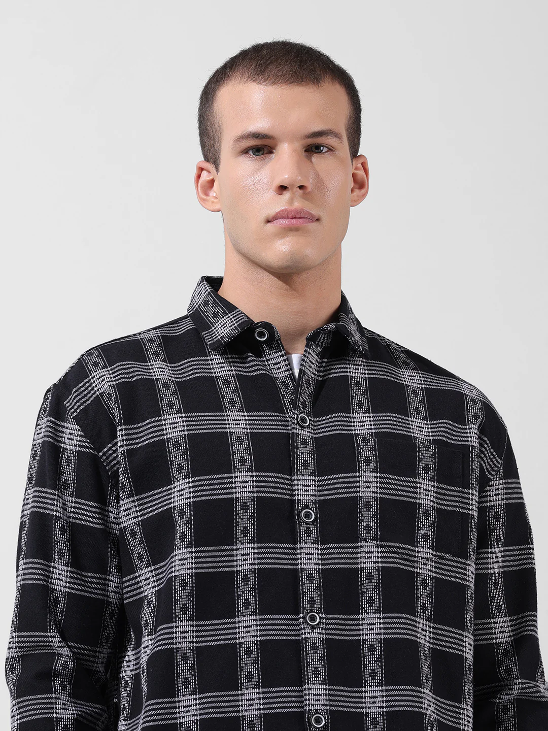 Men's Black Relaxed Fit Checked Casual Shirt - Image 7