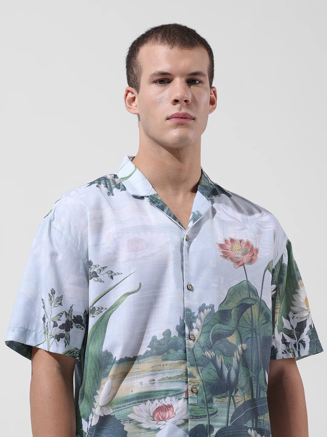 Men's Green Relaxed Fit Printed Resort Wear Shirt - Image 5