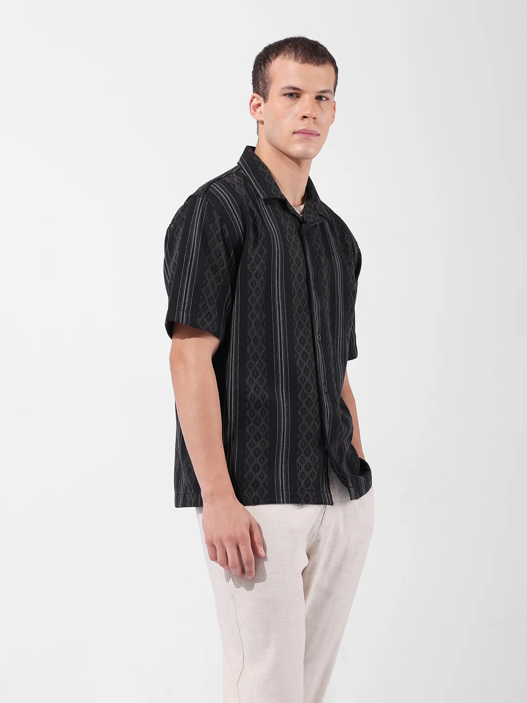 Men's Black Relaxed Fit Striped Resort Wear Shirt - Image 2