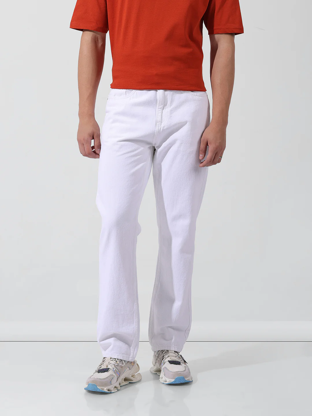 Men's White Regular Fit Solid Casual Jeans